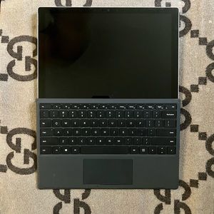 Surface Pro 7 12.3 Platinum with Type Plate, Mouse & Pen EUC
